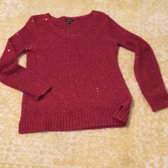 Sparkly red sweater - Picture 1 of 3